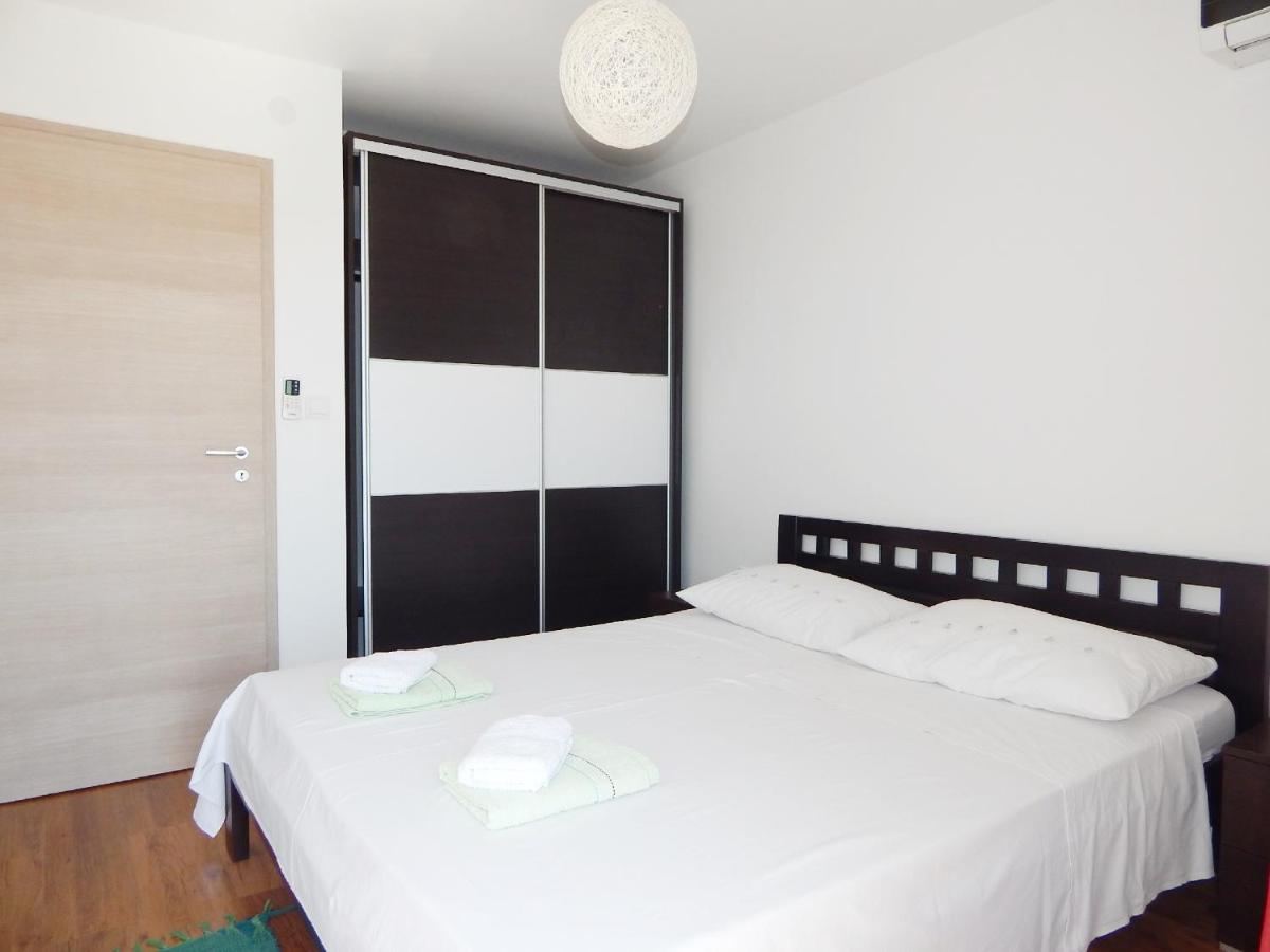 Apartments Andrea Podstrana Ngoại thất bức ảnh