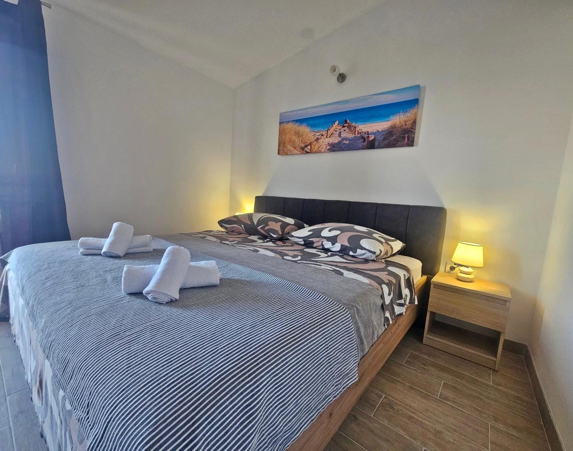 Apartments Andrea Podstrana Ngoại thất bức ảnh