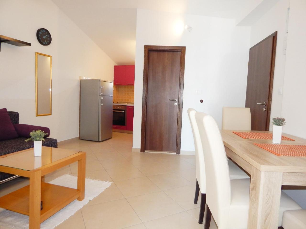 Apartments Andrea Podstrana Ngoại thất bức ảnh