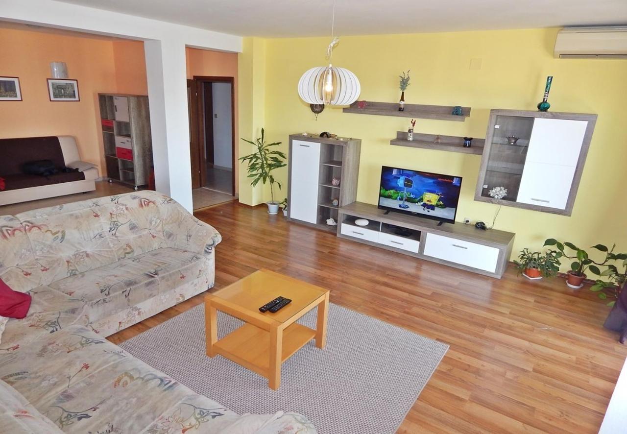 Apartments Andrea Podstrana Ngoại thất bức ảnh